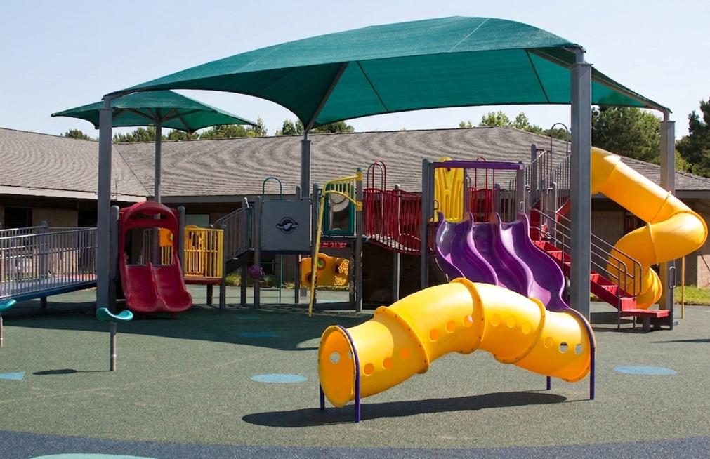 Keeping it Cool: A Guide to the Ultimate Sun Safe Summer Playground