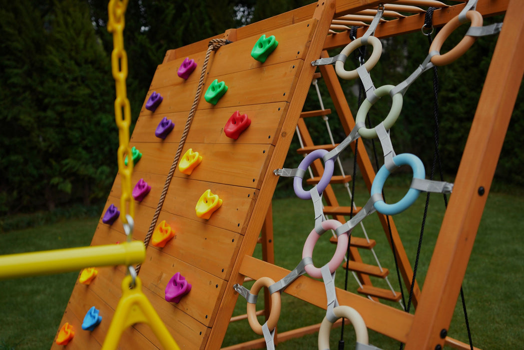 Avenlur Sycamore Backyard Climbing Set – 2 Swings, Trapeze Bar & Outdoor Fun AVNLR-SYCAMORE-NY