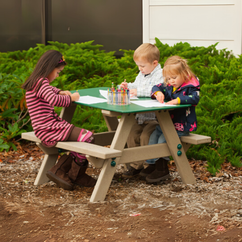 BigToys Commercial Friendship Table - Smooth Top Freestanding Seating ...
