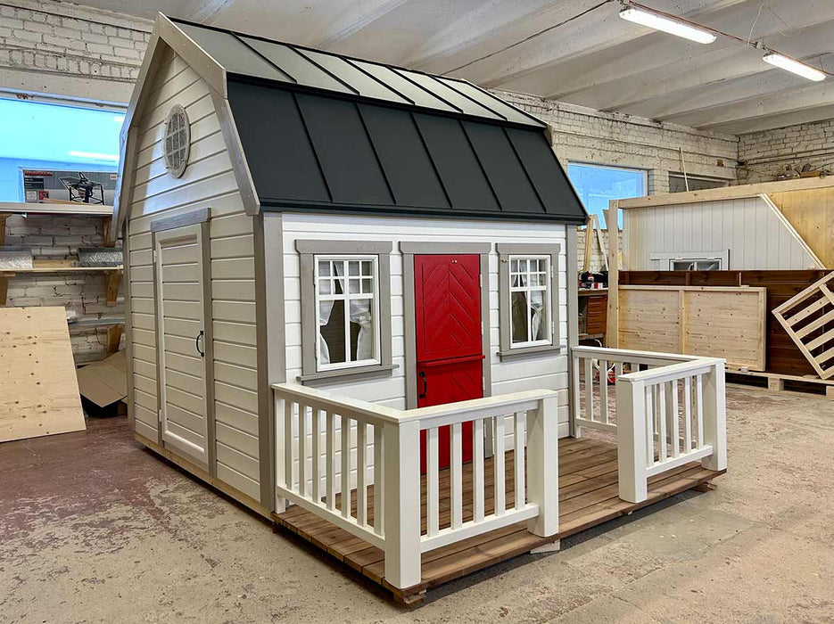 Whole Wood Playhouses Playhouse Farmhouse 8x8