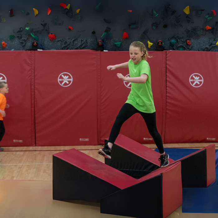 Everlast Climbing Grades 3-5 Hijinx® Ninja Obstacle Course Hijinx.Ninja Course 3-5