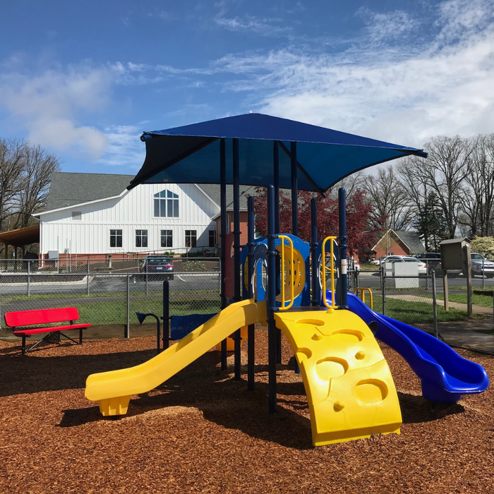 Childforms 3.5" FunPlay Structures Linville Playground Structure with Shade STR-352221-ST