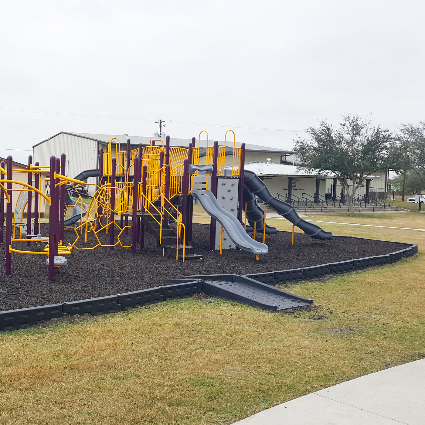 Action Play Systems ADA Accessible Full Ramp APS-ADAFullRamp - Institu ...