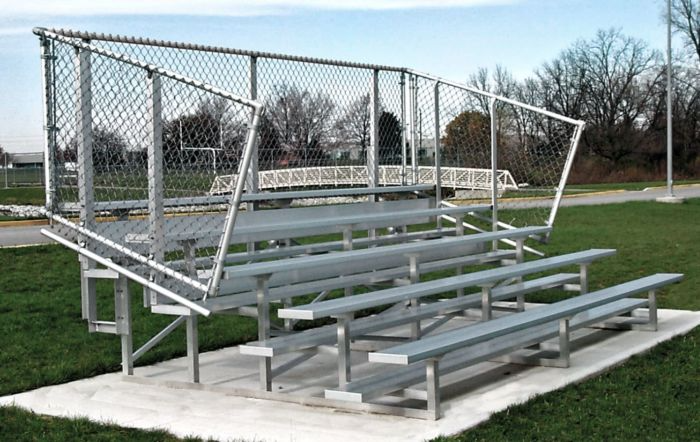 Kidstuff Playsystems 5-Row 15' Long Aluminum Bleachers 9400