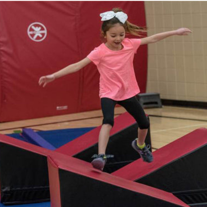 Everlast Climbing Grades K-2 Hijinx® Ninja Obstacle Course Hijinx.Ninja Course K-2